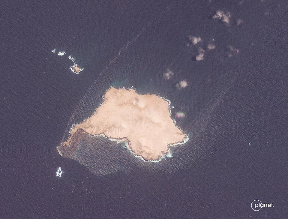 Satellite image shows the Caroline Bezengi vessel