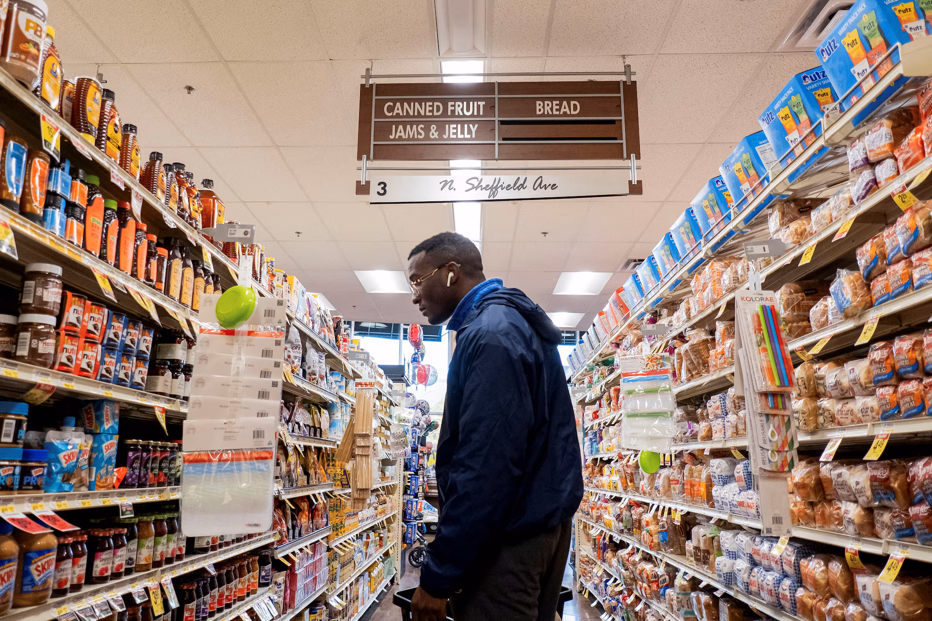 Shoppers load up shopping carts ahead of the Thanksgiving holiday