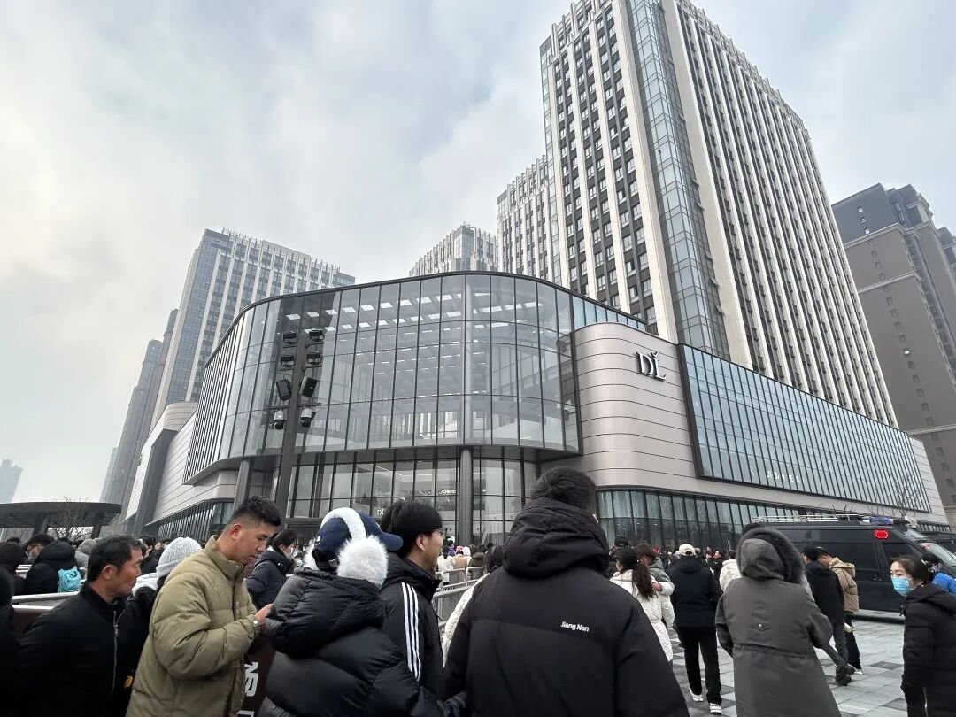 中原商业再起新高峰 | 极刻相关资料图(1/6)